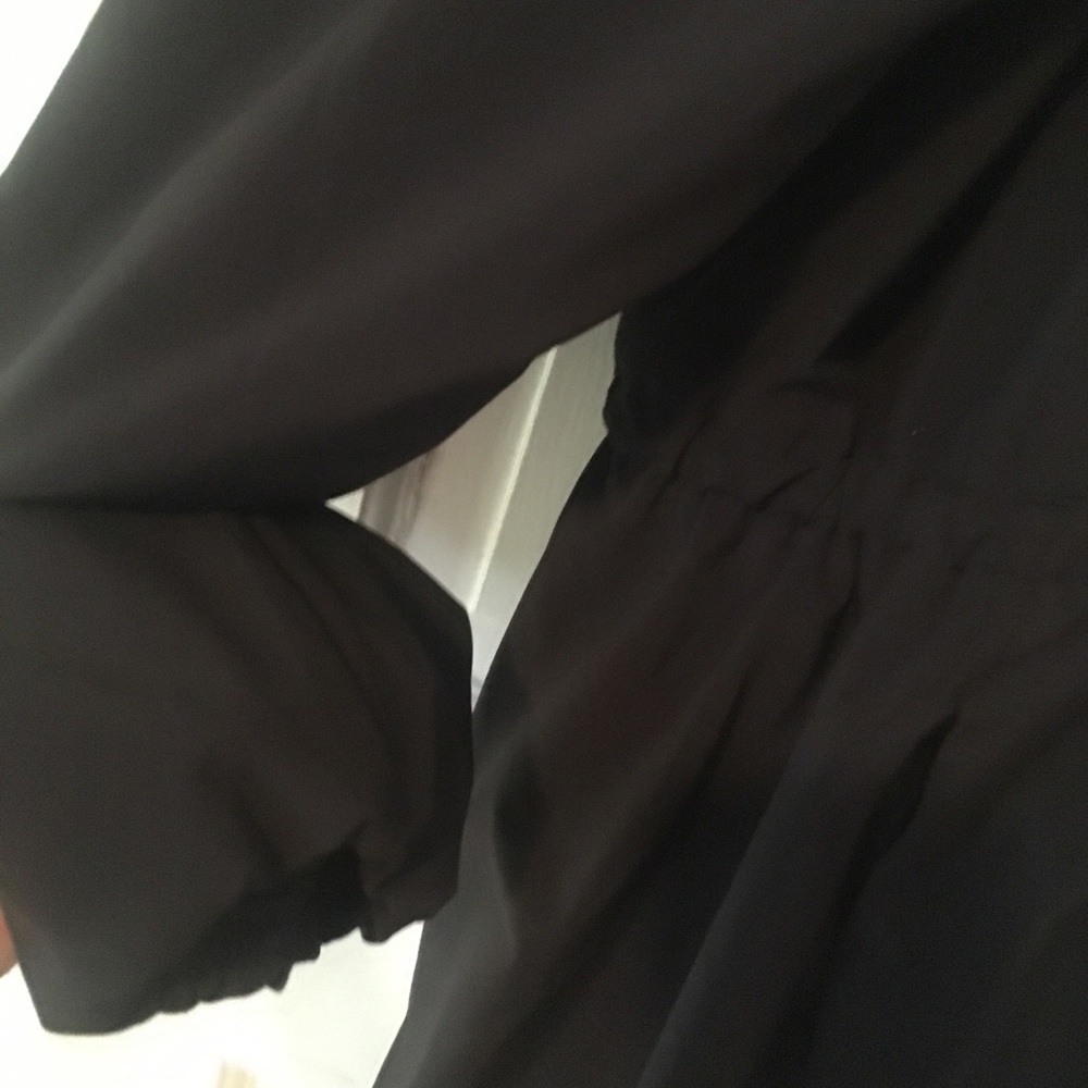 Lululemon Jacket - Picture 3 of 4